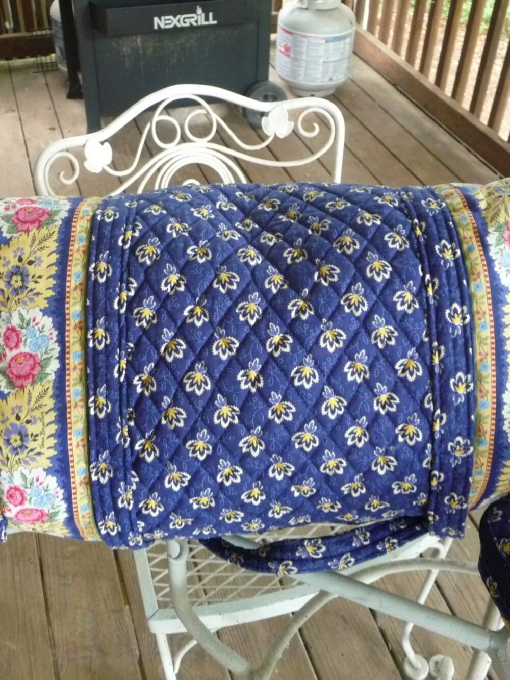 Vera Bradley Maison Blue 4 Piece Travel Set Retired - Picture 11 of 13